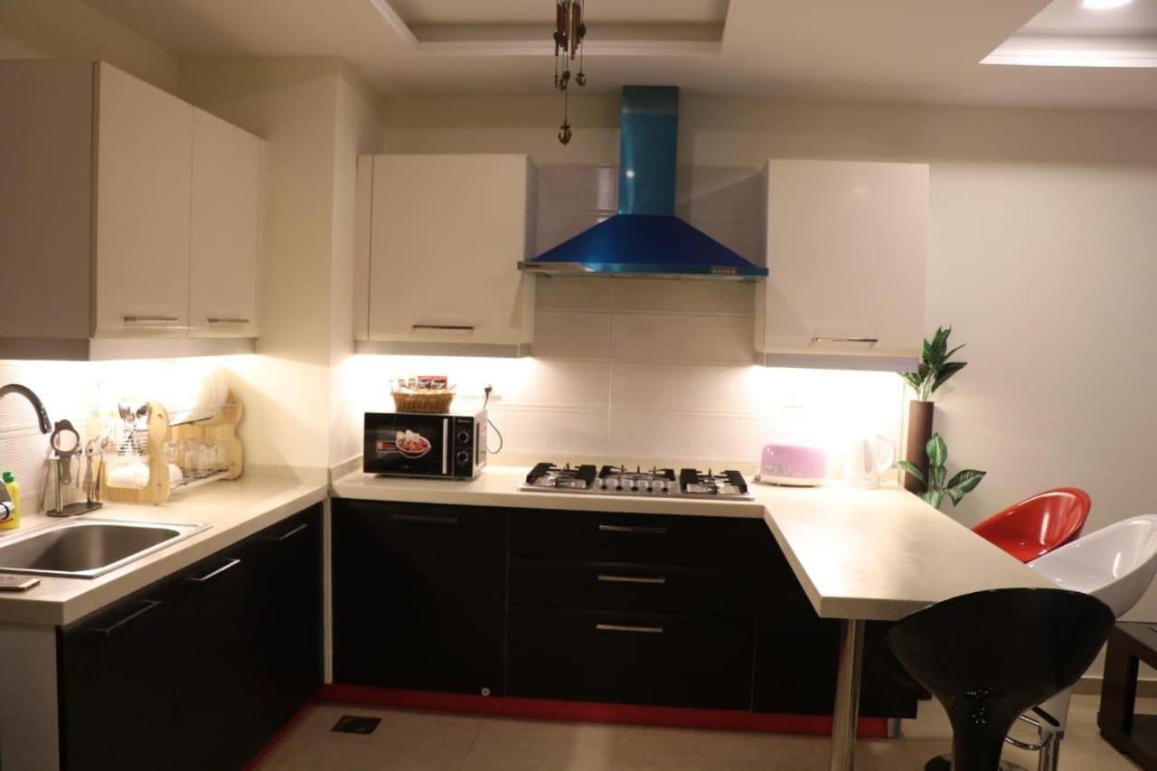 Elegant & Charming One Bed Apartment In Bahria Town Rawalpindi Ngoại thất bức ảnh